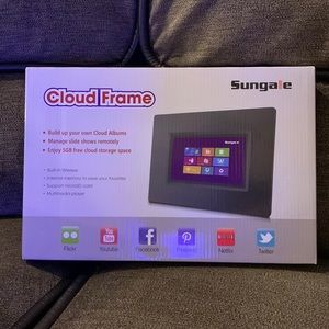 Sungale 7” LED Cloud Frame